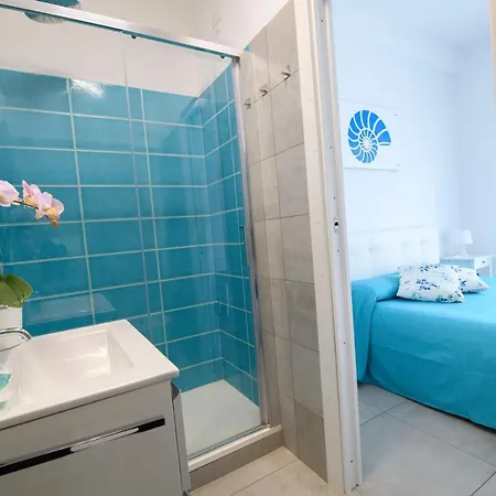 Marina House 4*